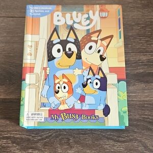 Bluey My Busy Books Set – Book, 10 Character Figurines & Playmat